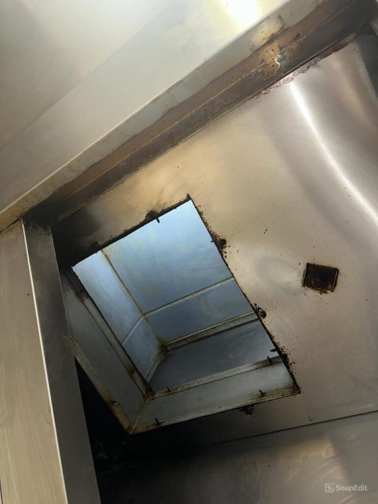 Pizza Hut, Croydon Extractor Fan - After Clean